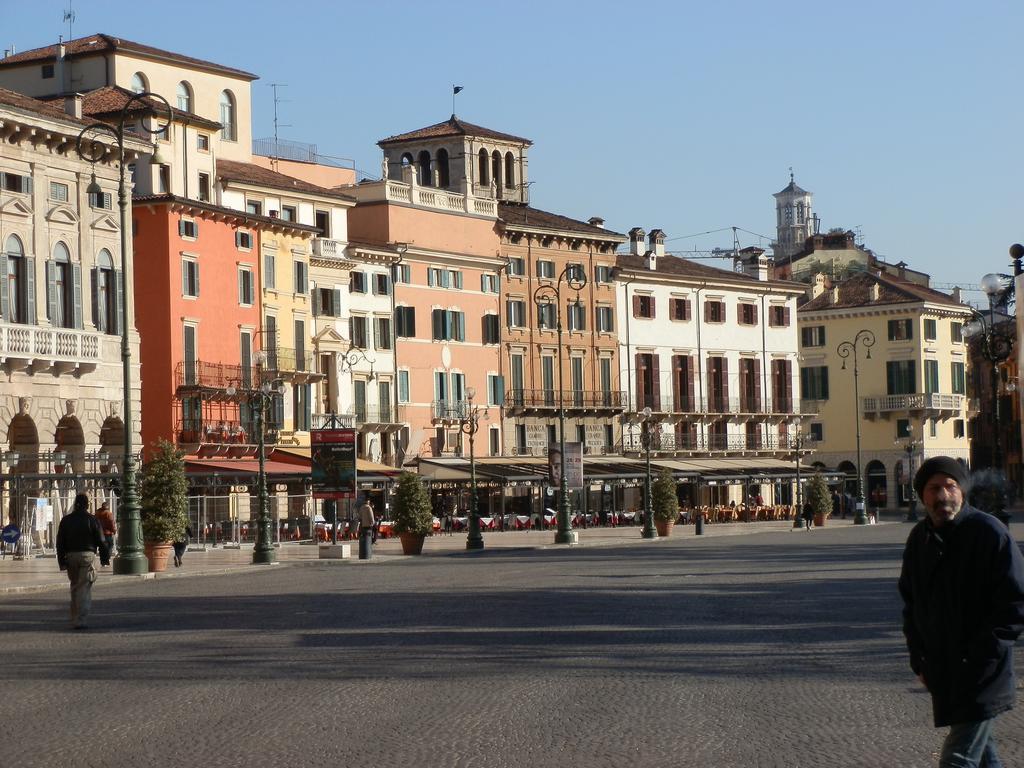Les Suites Di Verona Exterior foto